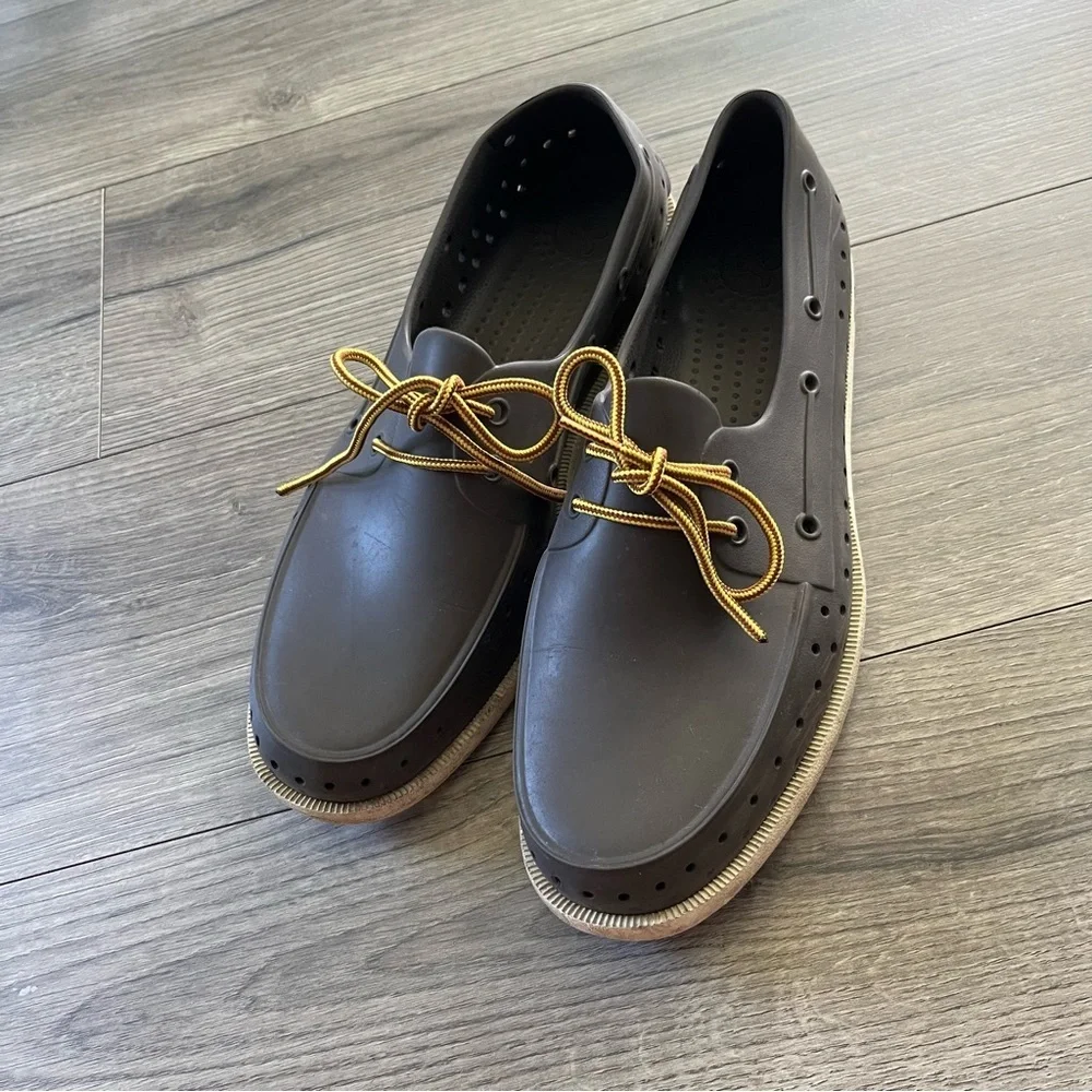 Native Mens Howard Loafer in Brown With Laces Rubber Slip On Size 12